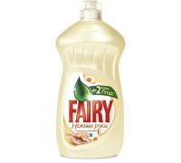 Средство моющее для посуды Нежные руки, Ромашка и витамин Е 500мл Fairy